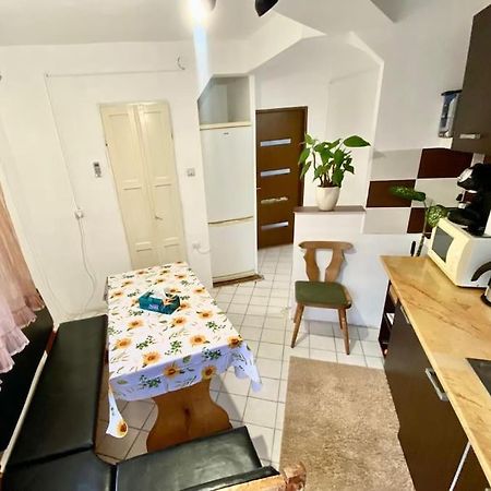 Apartament 2 Camere Орадя Экстерьер фото